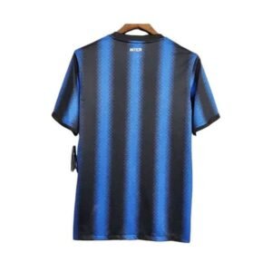 Alternative view of Maillot Rétro Inter Milan Domicile 2010/2011