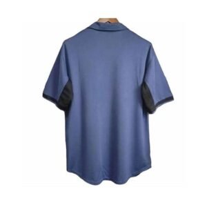 Alternative view of Maillot Rétro Inter Milan Third 1998/1999