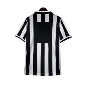 Alternative view of Maillot Rétro Juventus Domicile 1996/1997