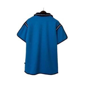 Alternative view of Maillot Rétro Manchester City Domicile 2001/2002
