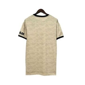 Alternative view of Maillot Rétro Manchester United Extérieur 2019/2020