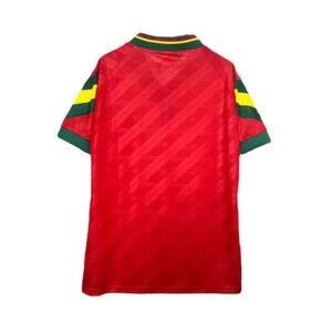 Alternative view of Maillot Rétro Portugal Domicile 1992