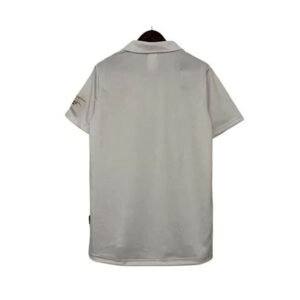 Alternative view of Maillot Rétro Real Madrid Domicile 2002/2003