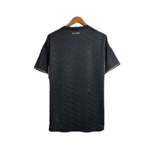 Alternative view of Maillot Rétro Real Madrid Extérieur 2011/2012