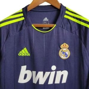 Alternative view of Maillot Rétro Real Madrid Extérieur 2012/2013