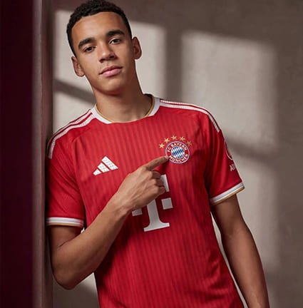 Maillots Bayern Munich 2026-2027 pas cher